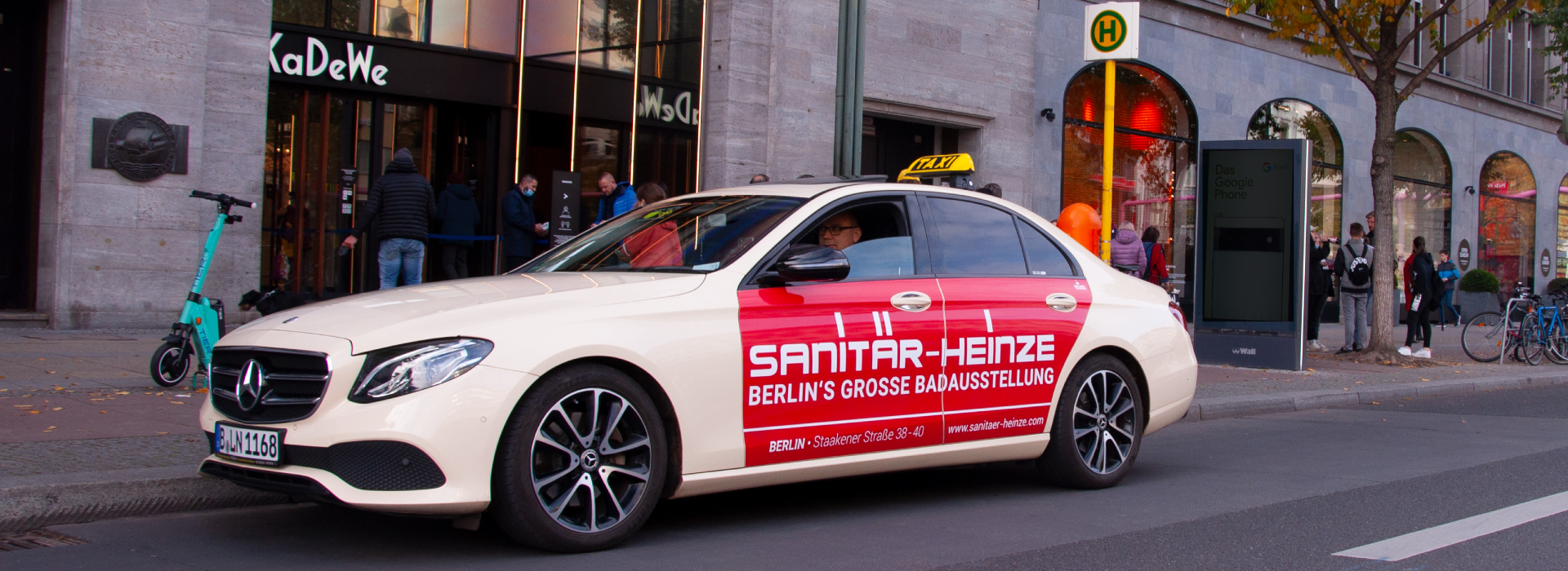 Außenwerbung Kudamm Sanitär Heinze Taxiwerbung